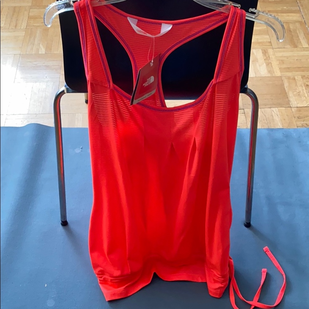 Northface New with Tag - size L Tank Top